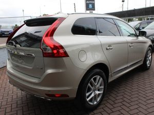 VOLVO XC60 2.0D4 SE LUXURY PLUS 5DR ESTATE AUTO - Image 4