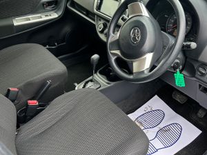 2016 Toyota Vitz (Yaris) 1.0 Petrol Auto LOW KMS - Image 4