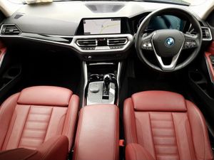 BMW 3 Series 330e Sport Pro - Image 4