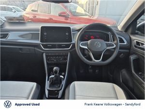 Volkswagen T-Roc  style  1.0 TSI Manual 116HP  fr - Image 4