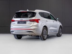 232 Hyundai Santa Fe Premium 7 Seater - Image 3