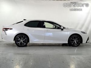 Toyota Camry 2.5 PET HYB Auto - Image 2