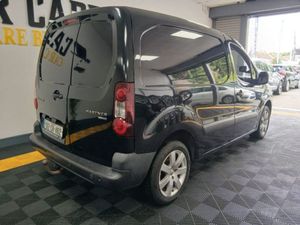Peugeot Partner 1.6 HDI Diesel 3 Seater Cvrt Test - Image 4