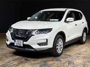 Nissan X-Trail 2.0 Hybrid Automatic - Reverse Cam - Image 2