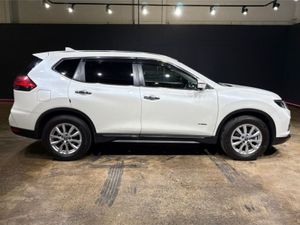 Nissan X-Trail 2.0 Hybrid Automatic - Reverse Cam - Image 4