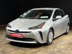 Toyota Prius S Edition - Reverse Camera/parking R - Image 2