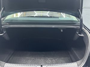 Volkswagen Passat 1.6 TDI S Bluemotion 120PS 4DR - Image 3