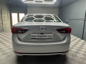 Toyota Avensis 1.6 D-4d Business Edition S/S 4DR - Image 3