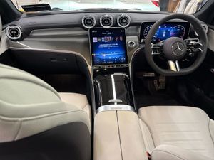 Mercedes-Benz GLC GLC 220D 4matic Coupe AMG Line - Image 4