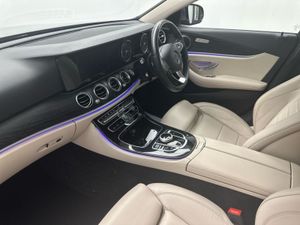 Mercedes-Benz E-Class E220d Avantgarde  just IN - Image 4