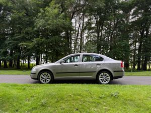Skoda Octavia 2008 TDI DSG Auto - Image 4