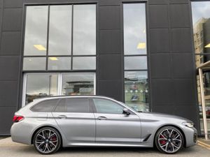 BMW 5 Series Touring 520d M-sport Pro Auto - Image 4