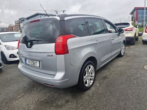 Peugeot 5008 2011 - Image 4