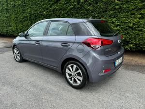 Hyundai i20 2017 DELUXE ONLY 55k/MLS - Image 4