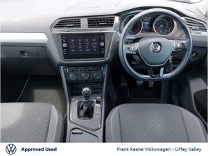 Volkswagen Tiguan Comfortline 2.0tdi 115BHP  sunr - Image 2
