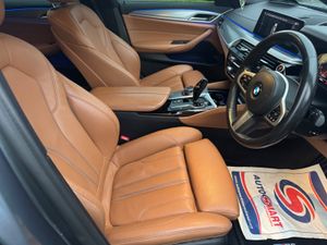 BMW 5-Series 2020 msport 520d - Image 3