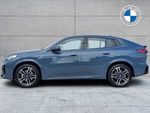 BMW iX2 Edrive20 M Sport - Image 3
