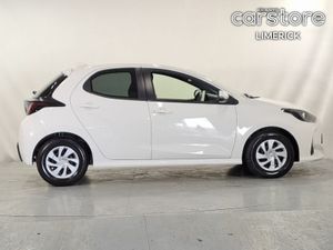 Toyota Yaris 1.0 PET Auto - Image 2