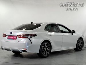 Toyota Camry 2.5 PET HYB Auto - Image 3