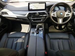 BMW 5 Series 520d M Sport - Image 4
