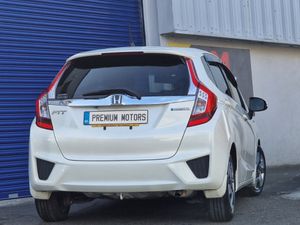 Honda fit Hybrid - Image 3
