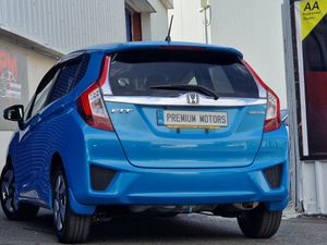 Honda fit Hybrid - Image 3