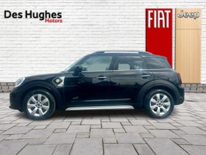 Mini 2021 Countryman Cooper S Plug in Hybrid - Image 4