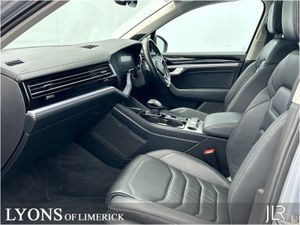 Volkswagen Touareg 3.0tdi V6 4M DSG R Line - Image 3