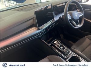 Volkswagen Golf  style  Phev 1.5 TSI 150HP Automa - Image 3