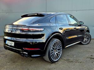 Porsche Cayenne Platinum Edition Ehybrid - Image 4