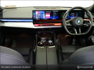 BMW i5 i5 M-sport Edrive40 Tanzanite Blue Metalli - Image 4
