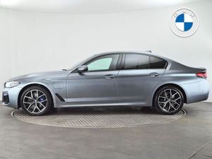 BMW 5 Series 530e M Sport Saloon - Image 3