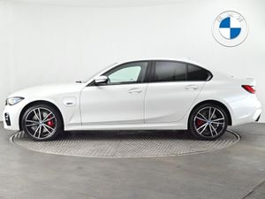 BMW 3 Series 330e M Sport Saloon - Image 3