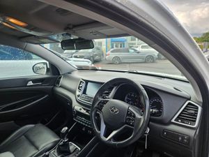Hyundai Tucson Executive 5DR - Image 4