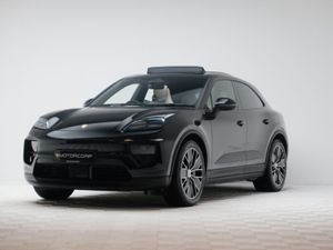 Porsche Macan 4  huge Spec - Image 3