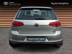 Volkswagen Golf 1.2 TSI Manual // AIR Conditionin - Image 4
