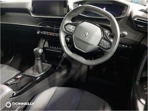 Peugeot 2008 1.2 Puretech Allure Premium 5dr - Image 4