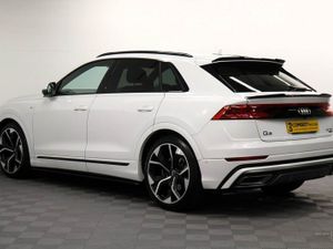 Audi Q8 TDI V6 S Line - Image 4
