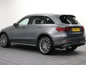 Mercedes-Benz GLC 300d AMG Line - Image 4