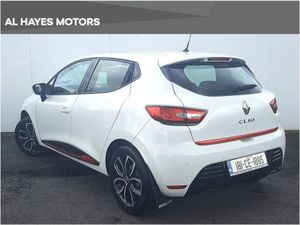 Renault Clio  sports Pack tiny Mileage 1.2 16V 75 - Image 3