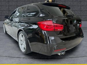 162 BMW 320d MSPORT F31 94,000KMS/AUTO/BIG SPEC - Image 4