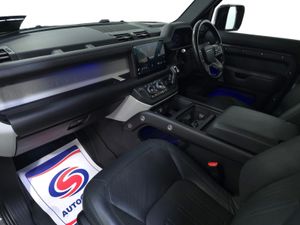 Land Rover Defender 110 D300 HSE - Image 4
