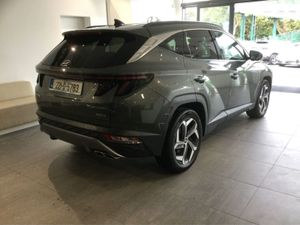 Hyundai Tucson Executive Plus Hybrid - Image 2