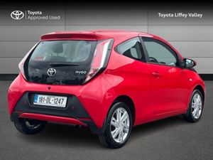 Toyota AYGO Aygo 1.0 3DR X-play - Image 2