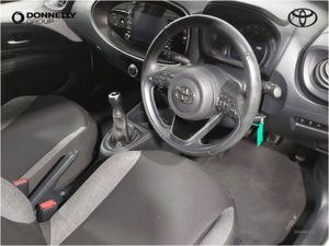 Toyota Aygo X 1.0 Vvt-i Pure 5dr - Image 4