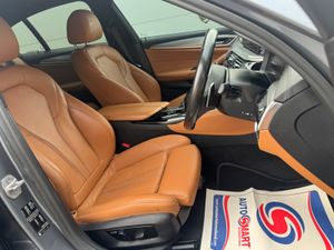 BMW 5-Series 2020 msport 520d - Image 2