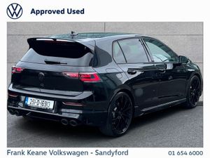 Volkswagen Golf  R   black Edition  2.0 TSI 330HP - Image 3