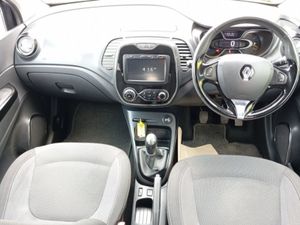 Renault Captur TCe 90 Intense - Image 3