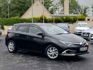 181 TOYOTA AURIS 1.8  SELF-CHARGE HYBRID - Image 2
