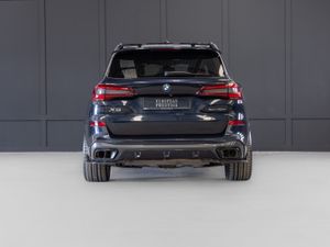 2021 BMW X5 X-Drive 45e M-Sport - Image 4